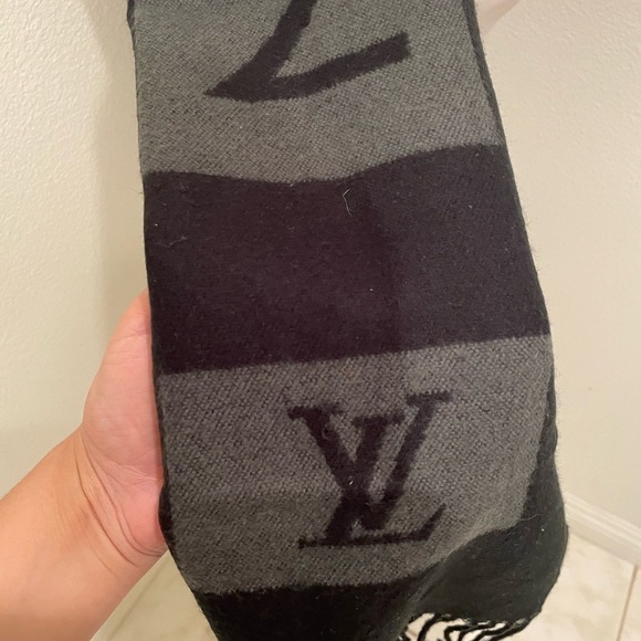 EUC Louis Vuitton Long Scarf Black And Grey Double Sided Reversible - Picture 8 of 11